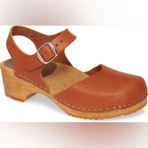 Mia Sofia Clog Size 9